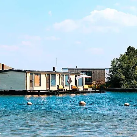 Floatel - De Schans Alphen Beneden-Leeuwen
