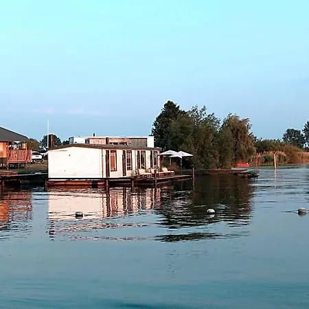 Floatel - De Schans Alphen 3*